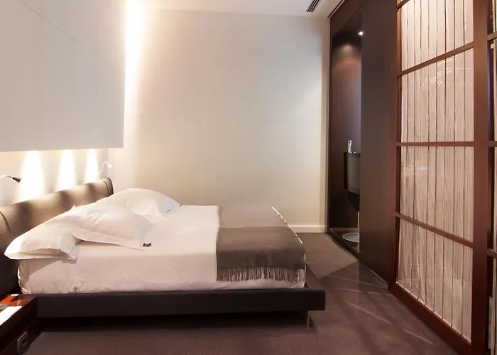 Sixtytwo Hotel
